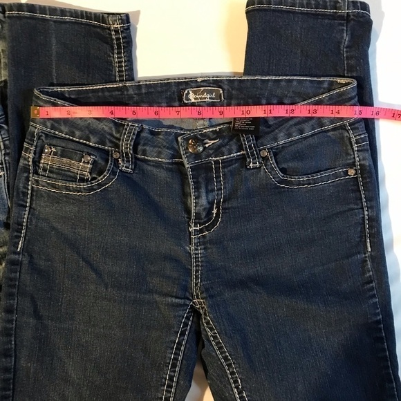 2 PAIRS OF SOUNDGIRL SKINNY JEANS SIZE 7 & 9 BOTH HAVE A WAIST SIZE 30” - Picture 5 of 6